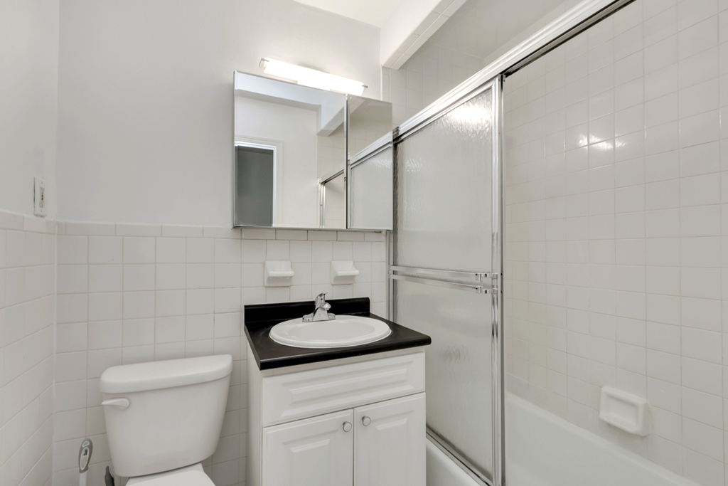 West 45th Street - Photo 4