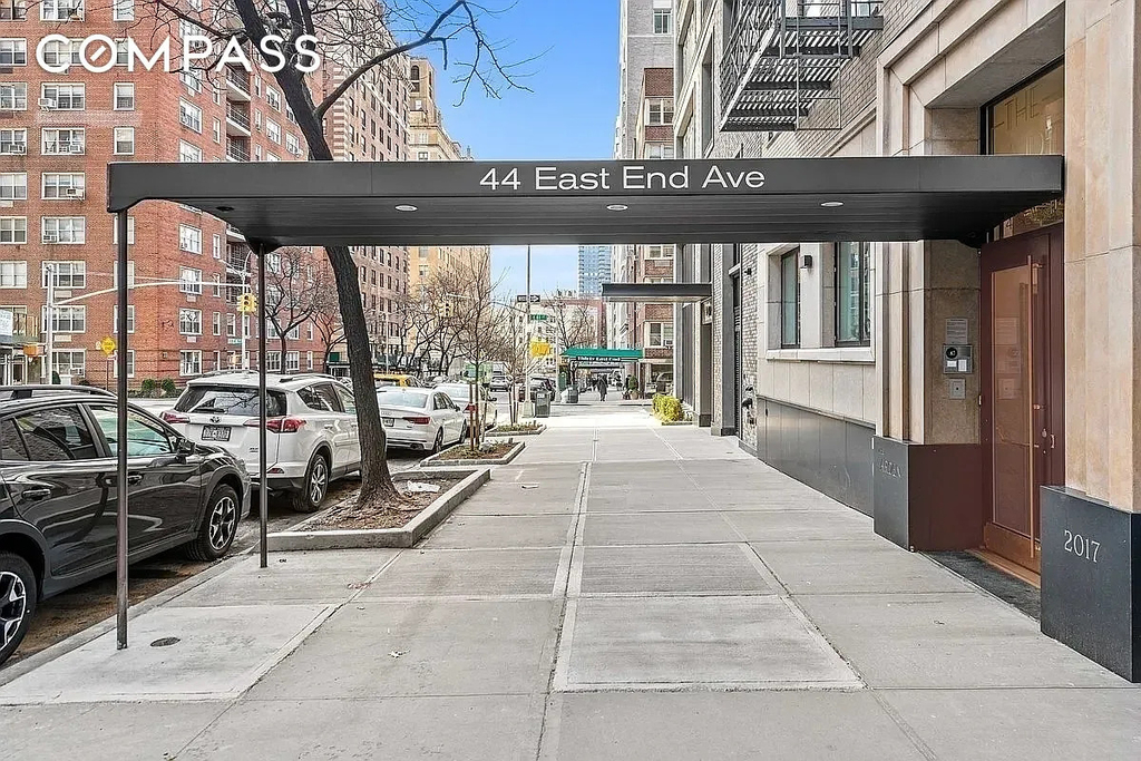 44 E End Avenue - Photo 10