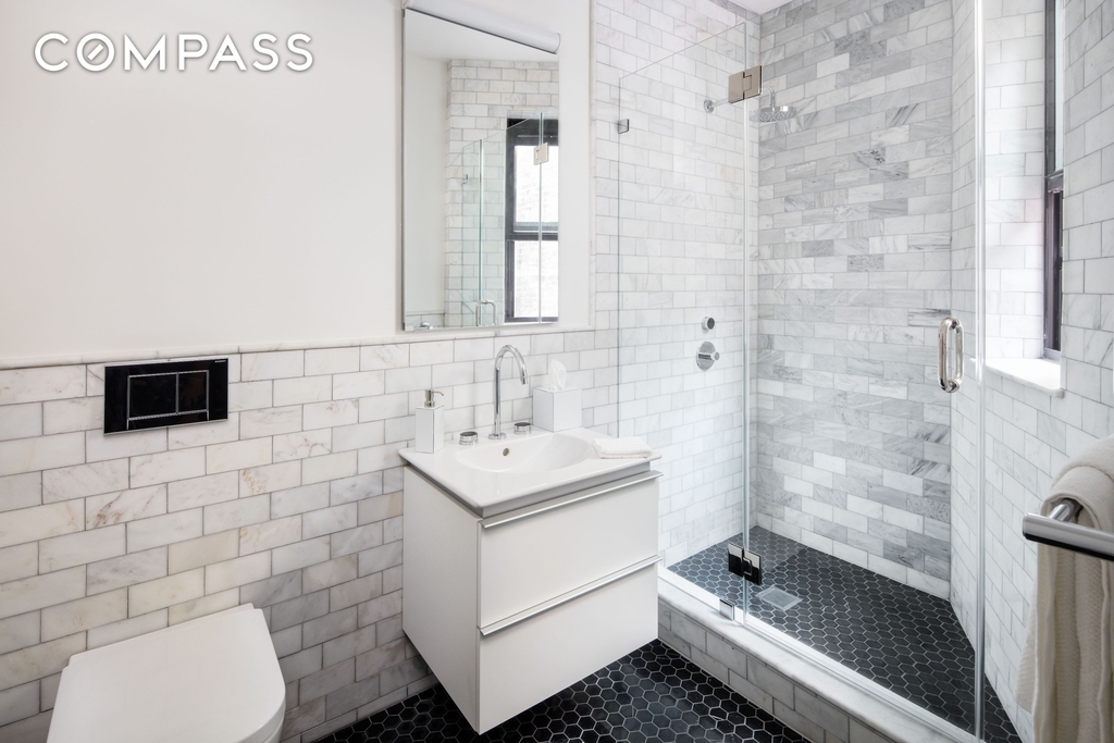 44 E End Avenue - Photo 3