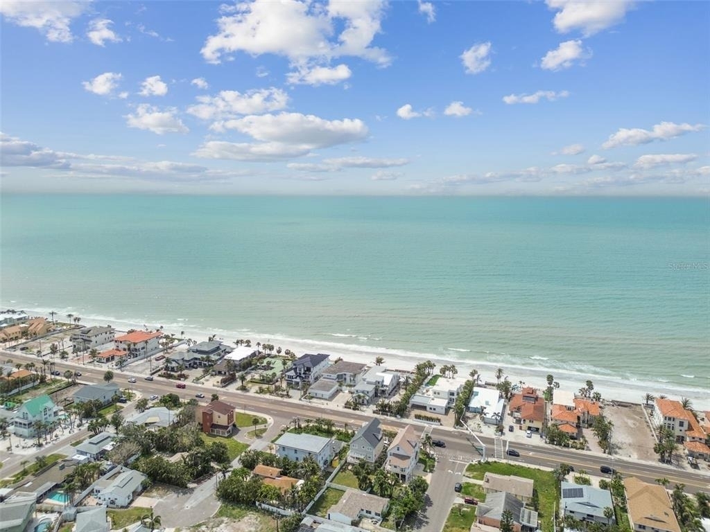 16033 Gulf Boulevard - Photo 92