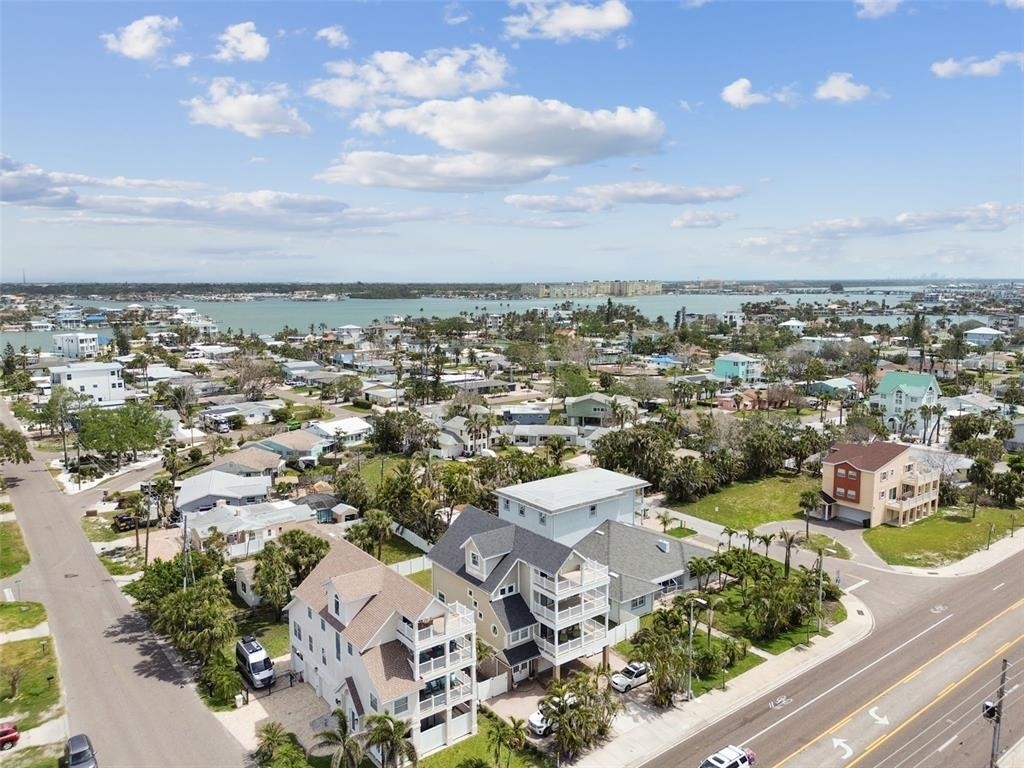 16033 Gulf Boulevard - Photo 88