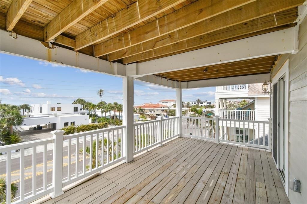 16033 Gulf Boulevard - Photo 57
