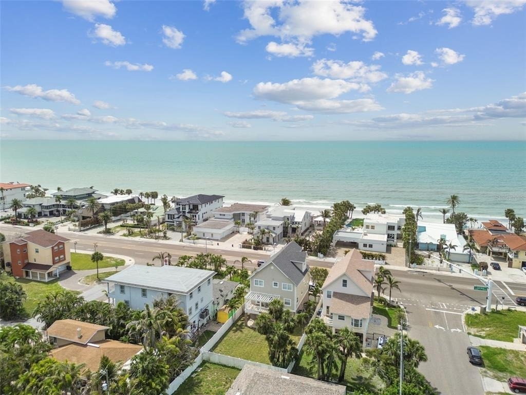 16033 Gulf Boulevard - Photo 91