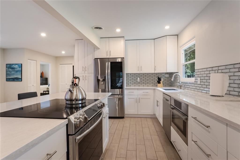 2266 Clematis Street - Photo 4