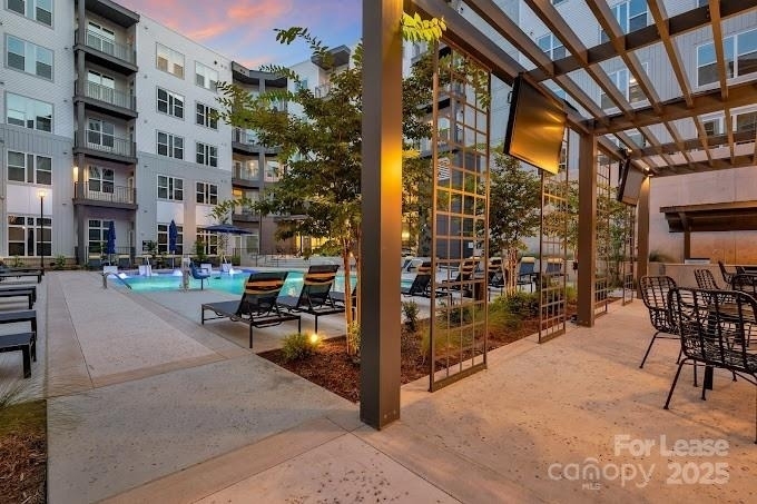 2020 W Morehead Street - Photo 13