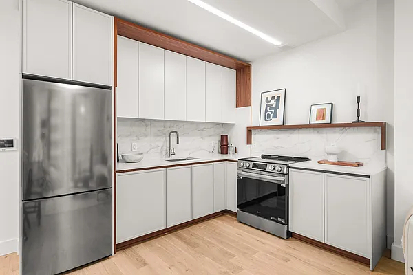 570 Fulton Street - Photo 2