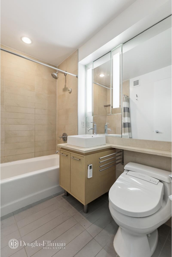 306 Gold St - Photo 5