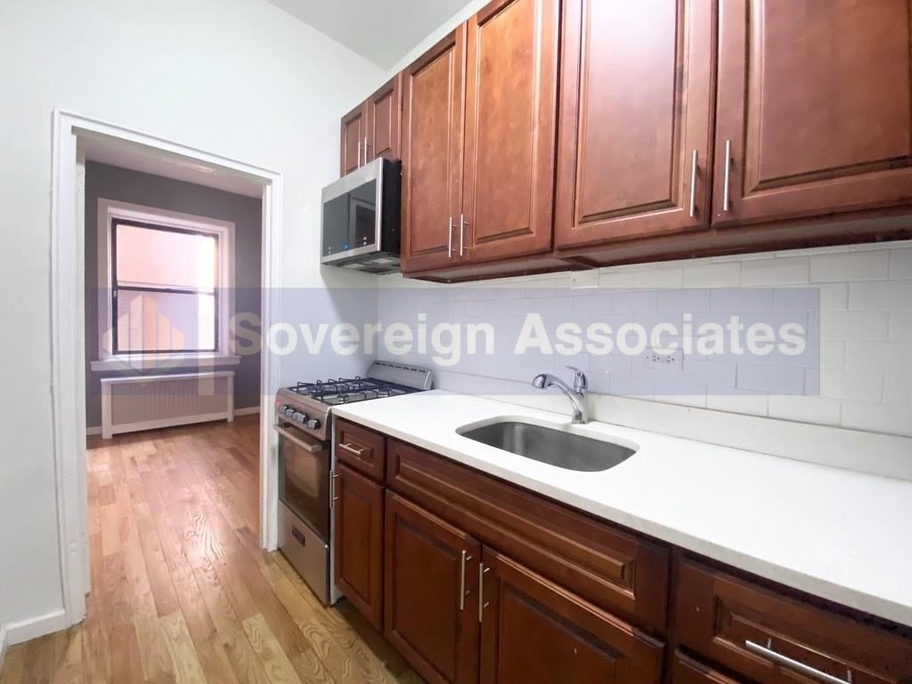 235 West 103rd St - Photo 6