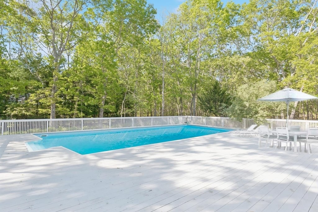108 Merchants - Photo 1