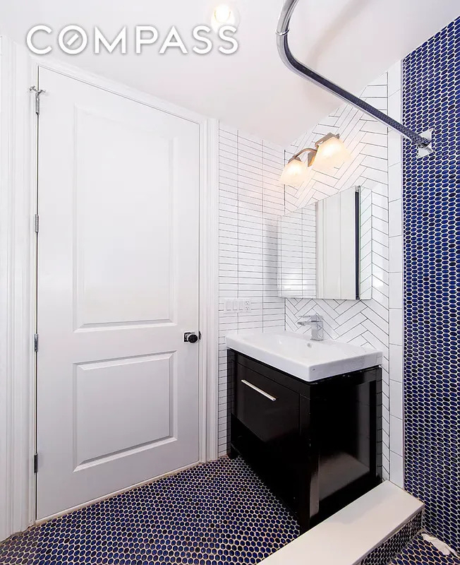 51 W 11th Street - Photo 7
