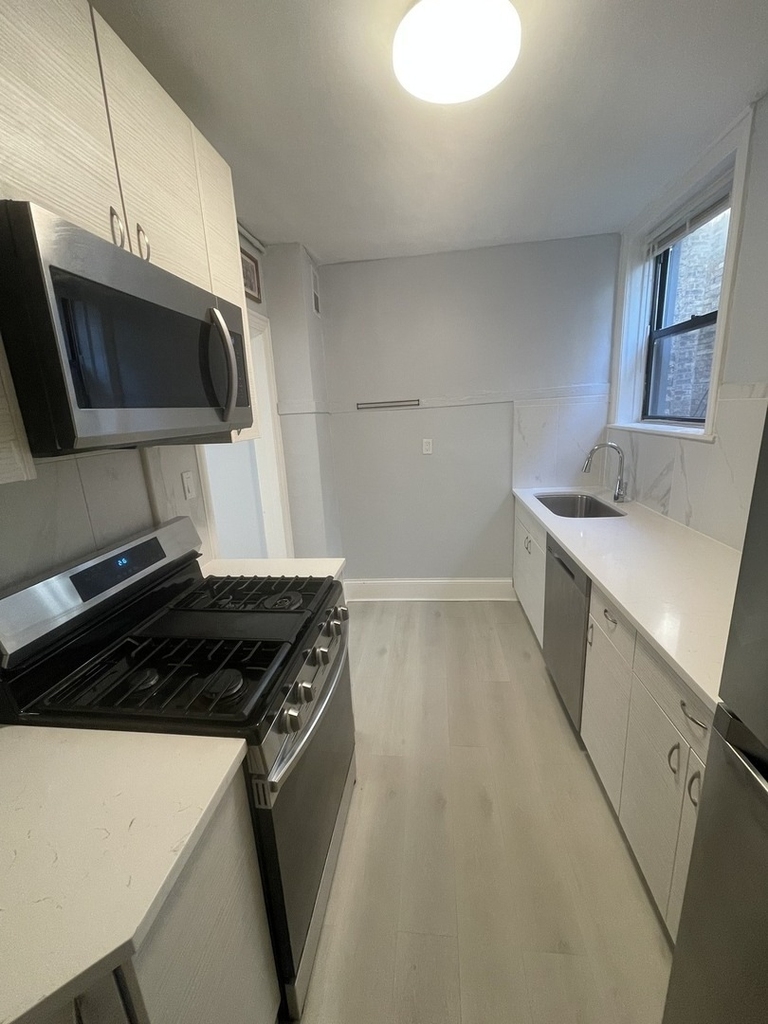 7331 N Honore Street - Photo 8