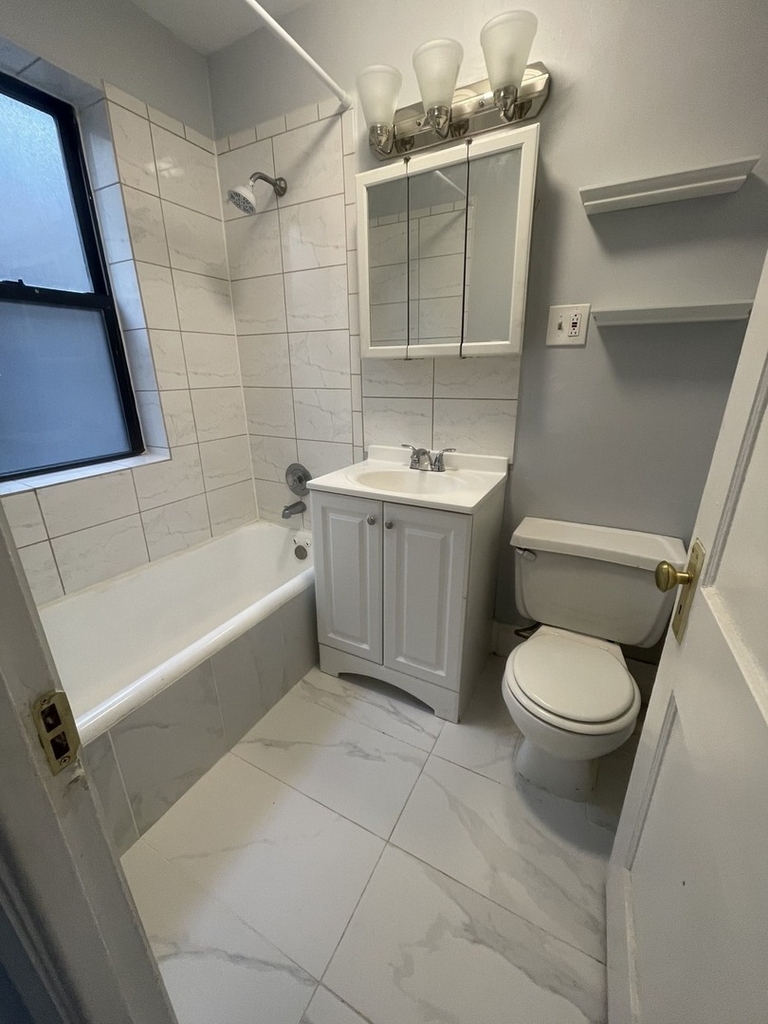 7331 N Honore Street - Photo 9