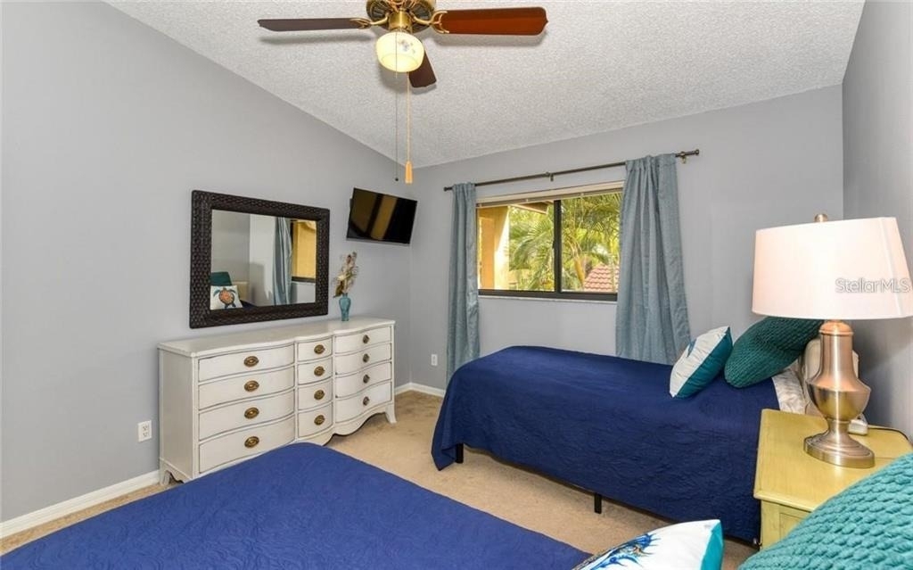 5652 Ashton Lake Drive - Photo 18