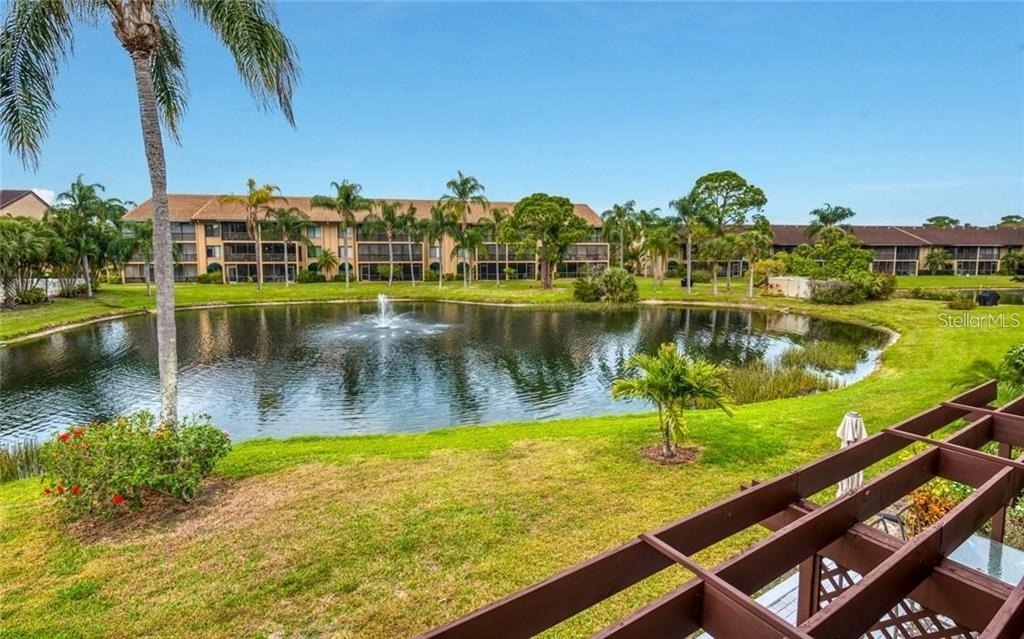 5652 Ashton Lake Drive - Photo 3