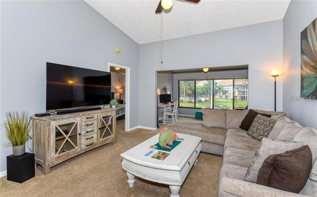 5652 Ashton Lake Drive - Photo 6