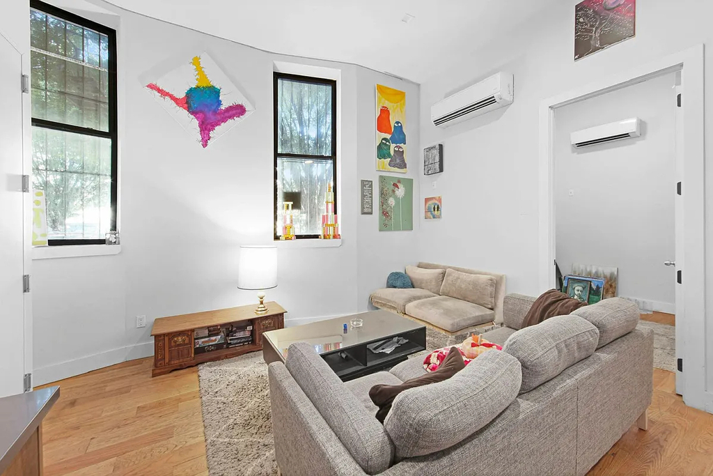 485 Evergreen Ave - Photo 3