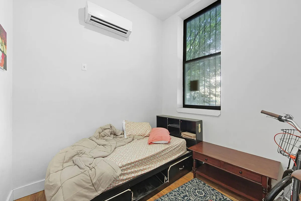 485 Evergreen Ave - Photo 12