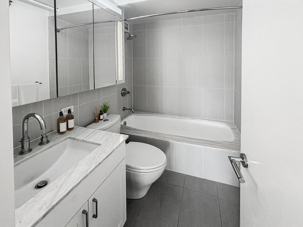 424 West End Avenue - Photo 3