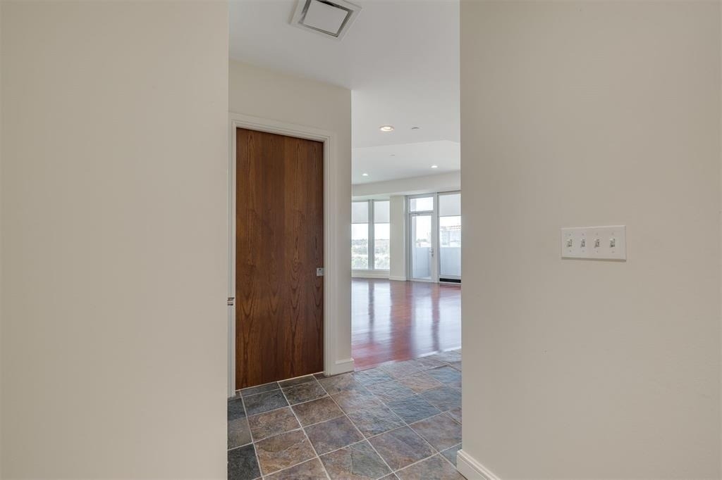 5900 Mosteller Drive - Photo 3