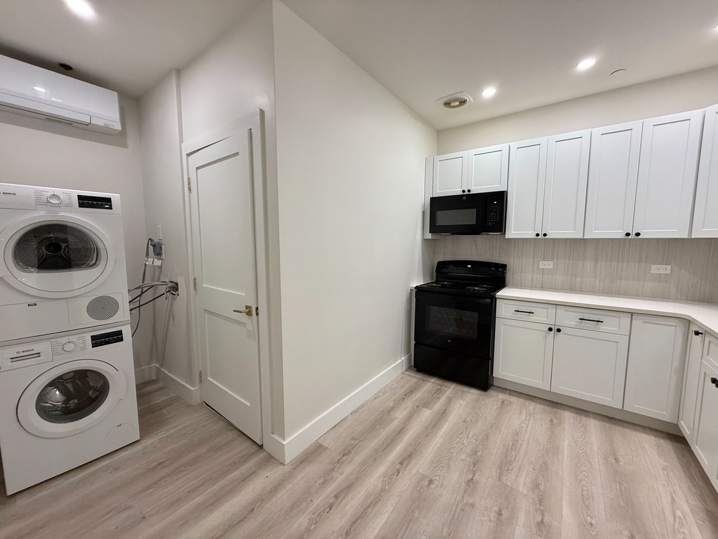 948 Bedford Avenue - Photo 6