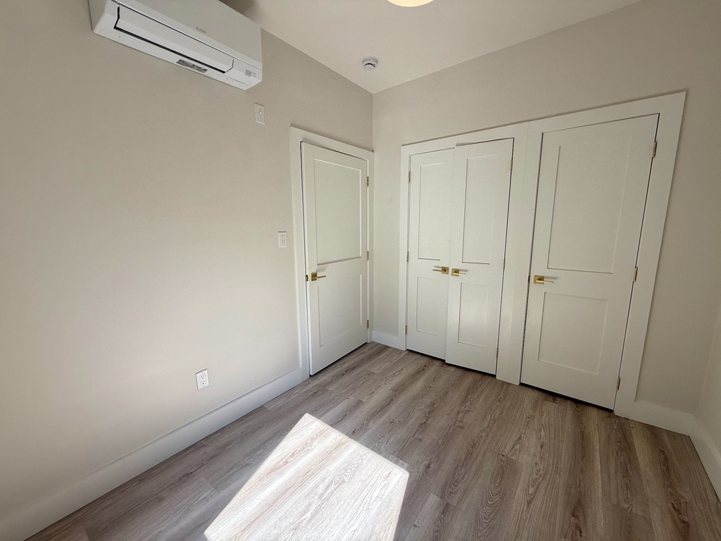 948 Bedford Avenue - Photo 10