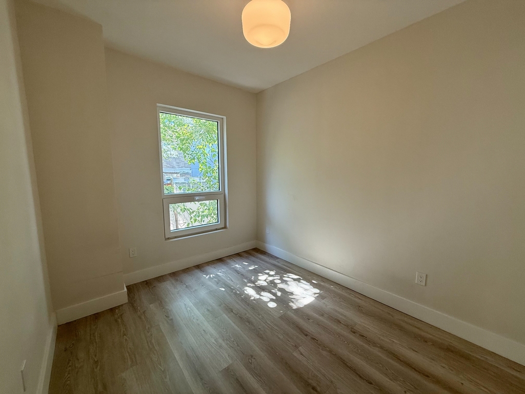 948 Bedford Avenue - Photo 11