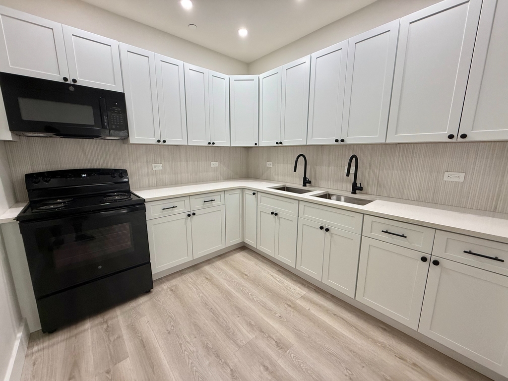 948 Bedford Avenue - Photo 7
