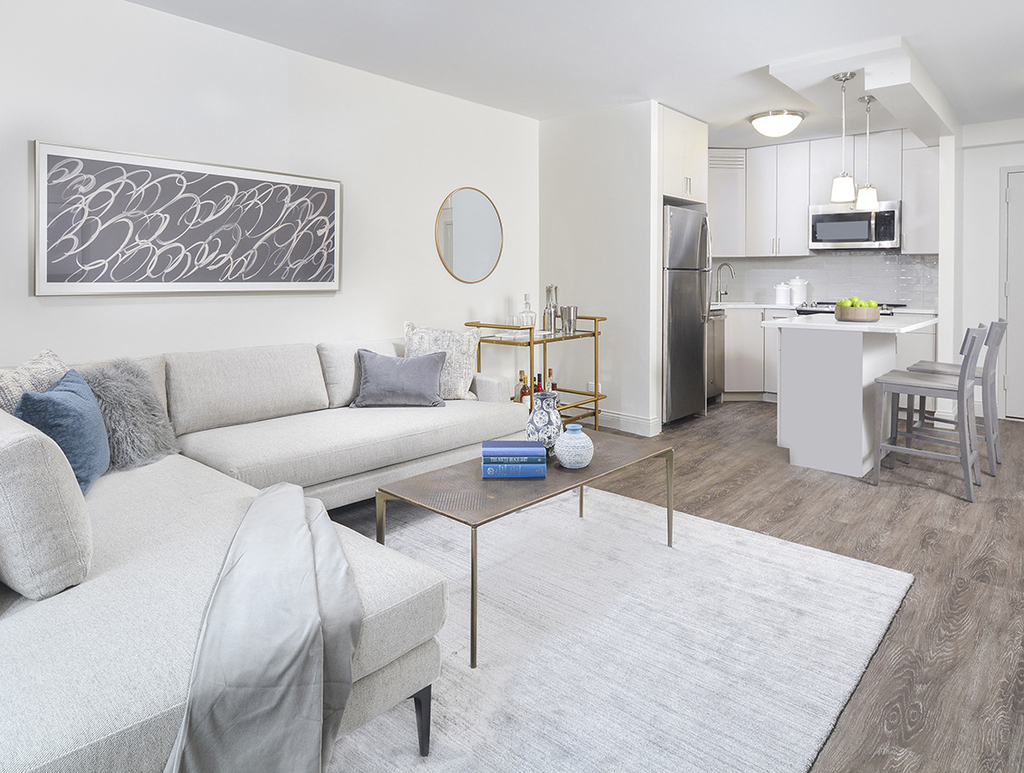 320 W Illinois Street - Photo 6