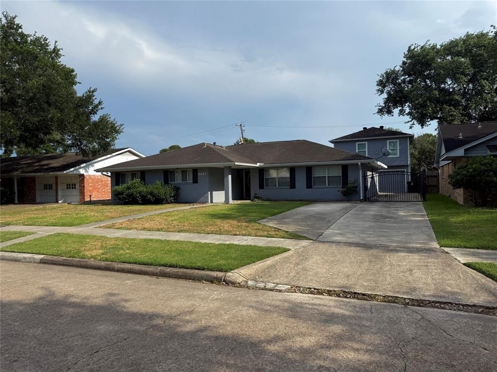 5811 Mcknight Street - Photo 1