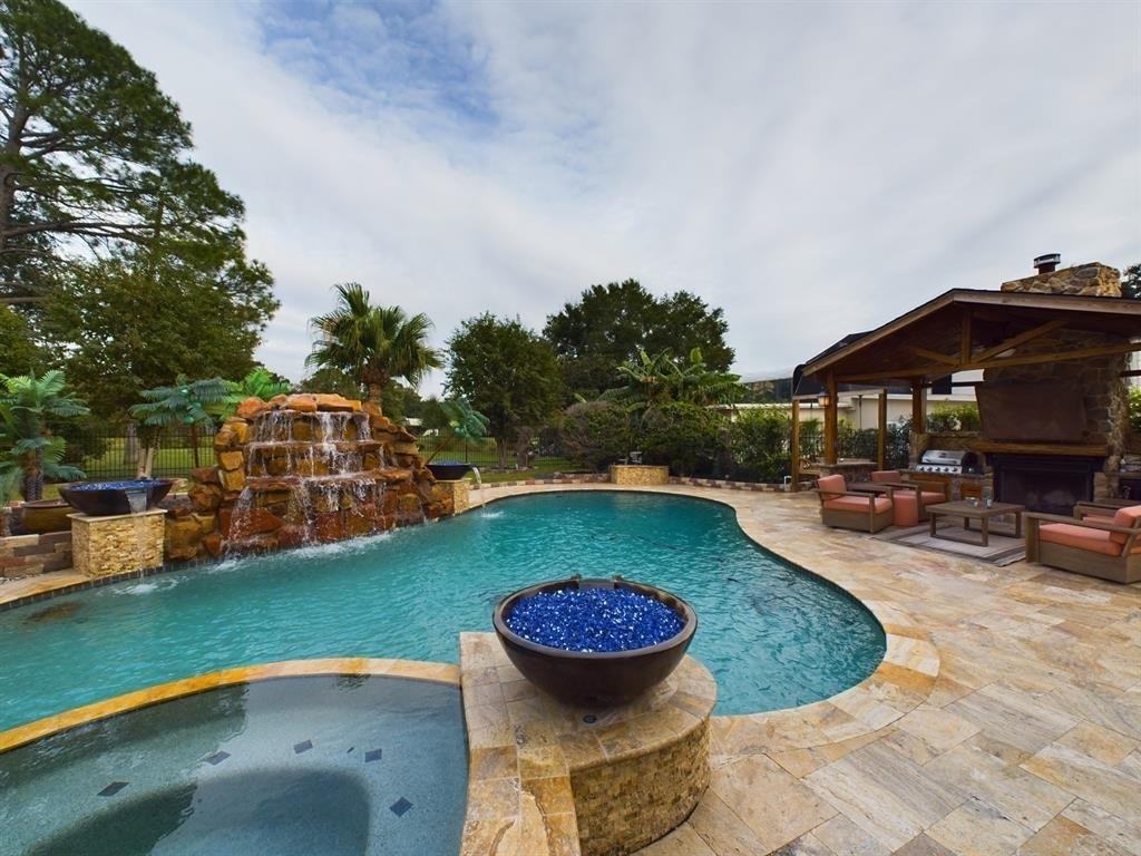 7702 Antoine Drive - Photo 38