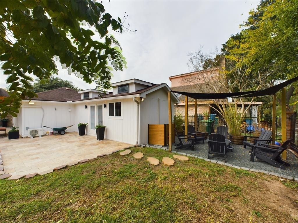 7702 Antoine Drive - Photo 44