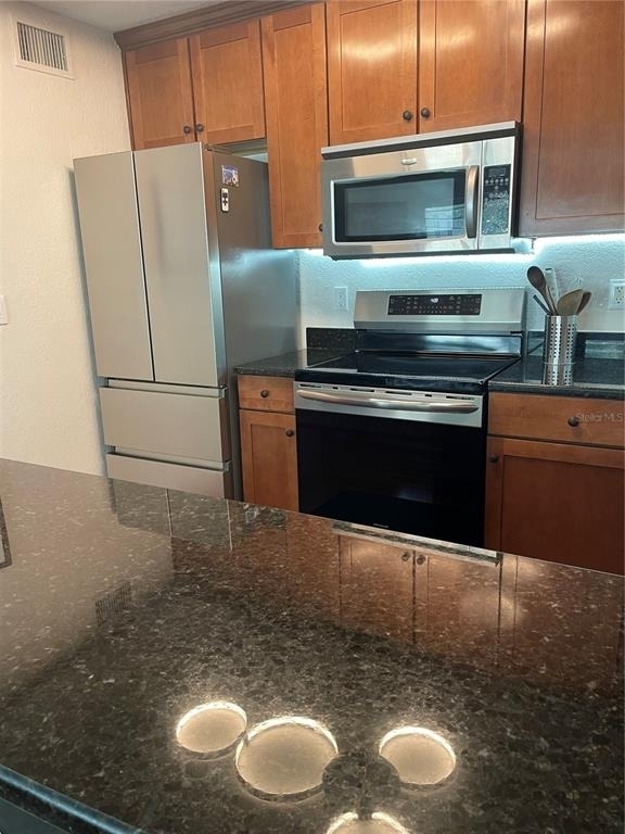 210 5th Avenue S - Photo 13