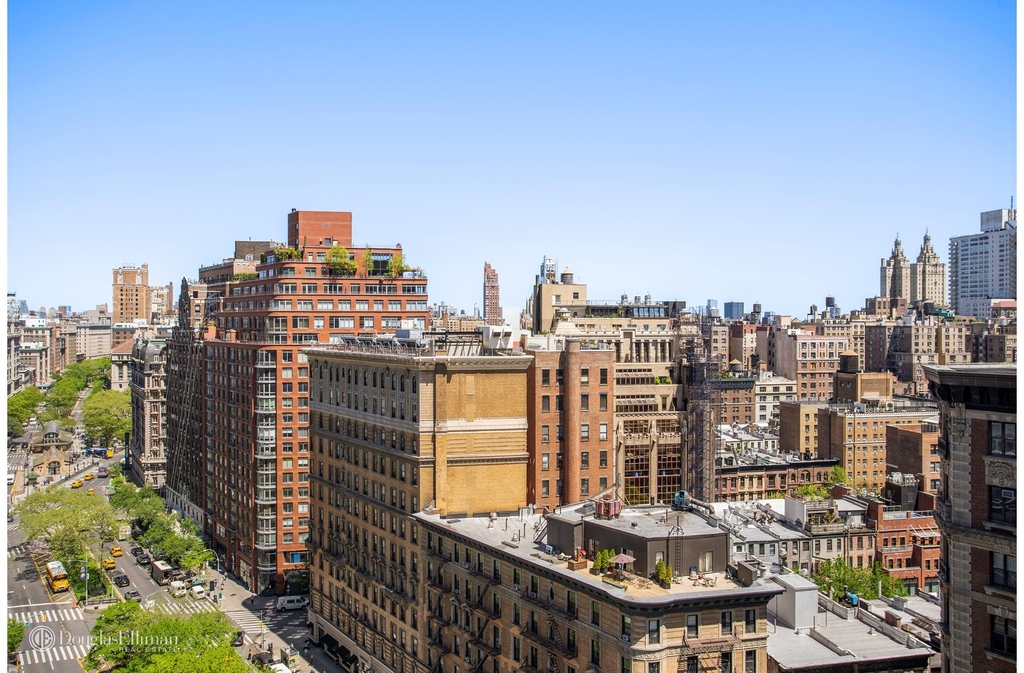 155 W 68th St - Photo 6