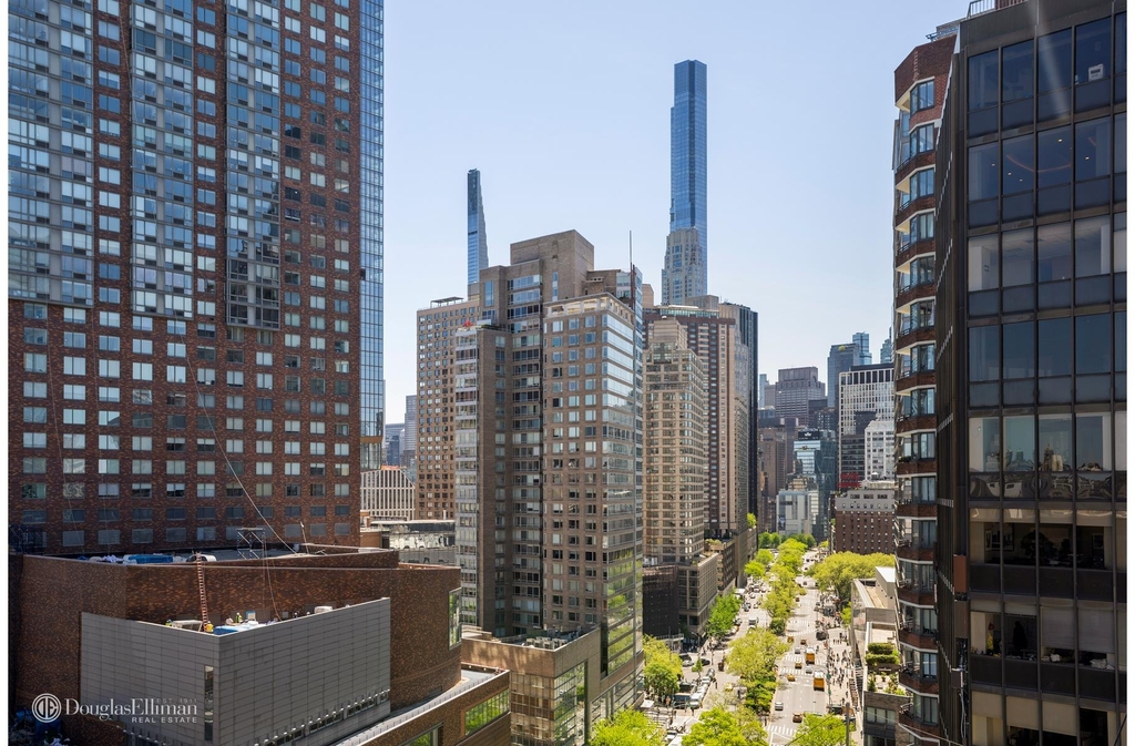 155 W 68th St - Photo 5
