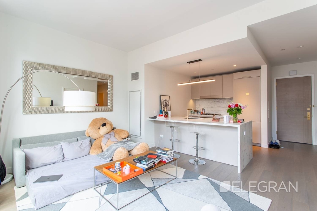 305 E 51st Street - Photo 15