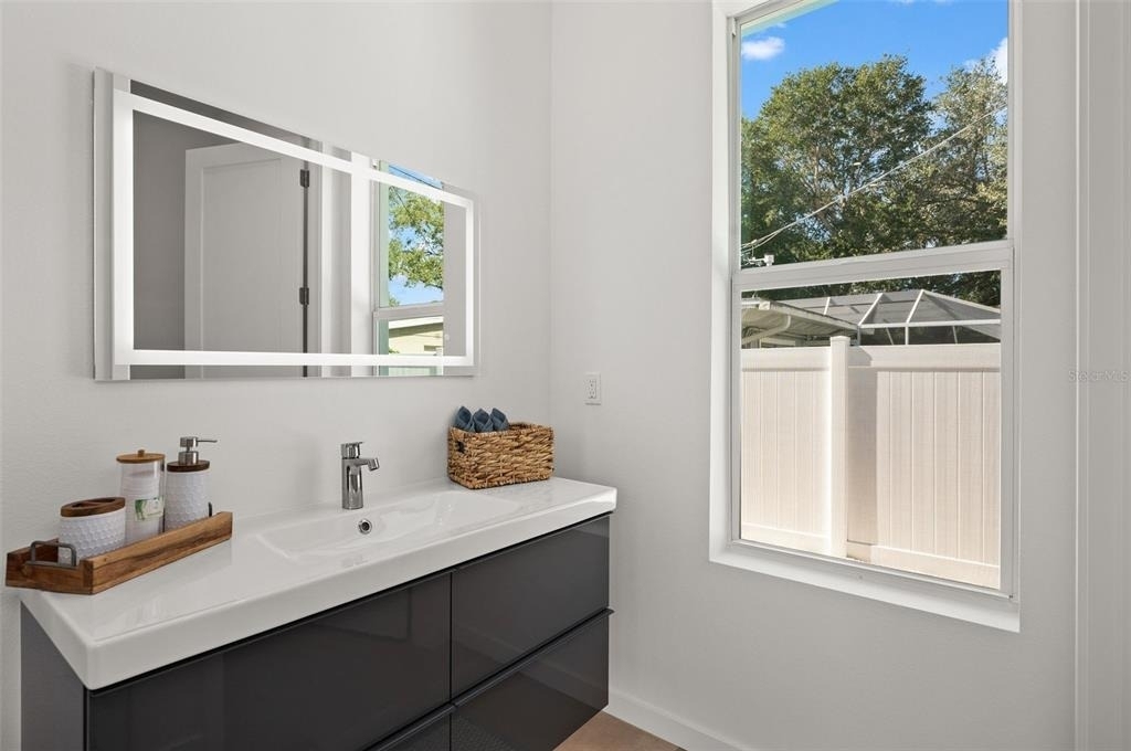 2365 Waldemere Street - Photo 19
