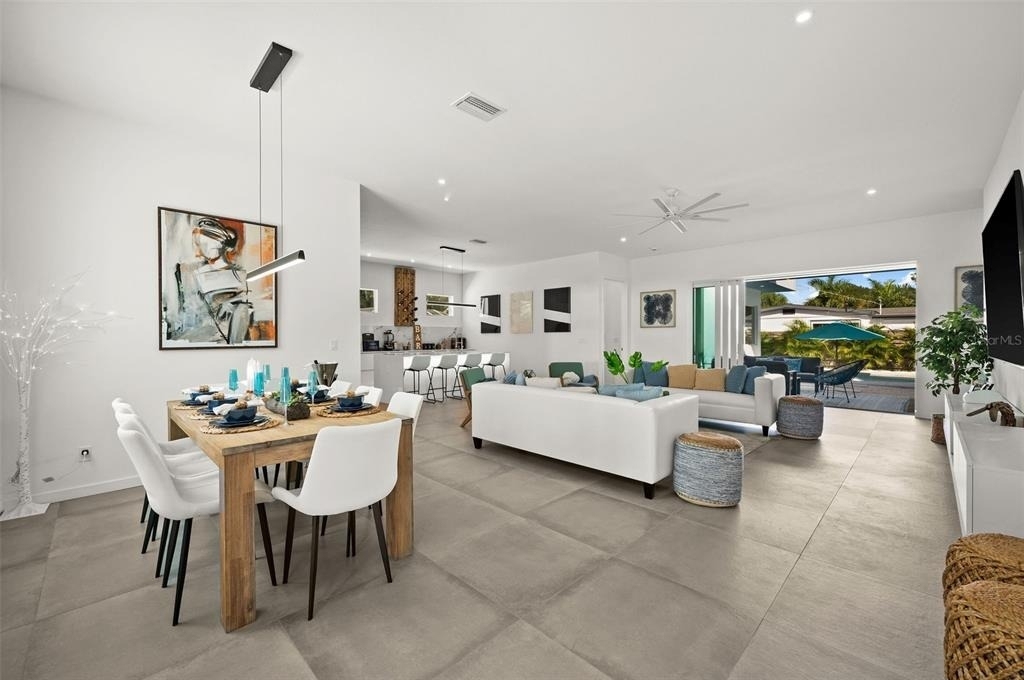 2365 Waldemere Street - Photo 3