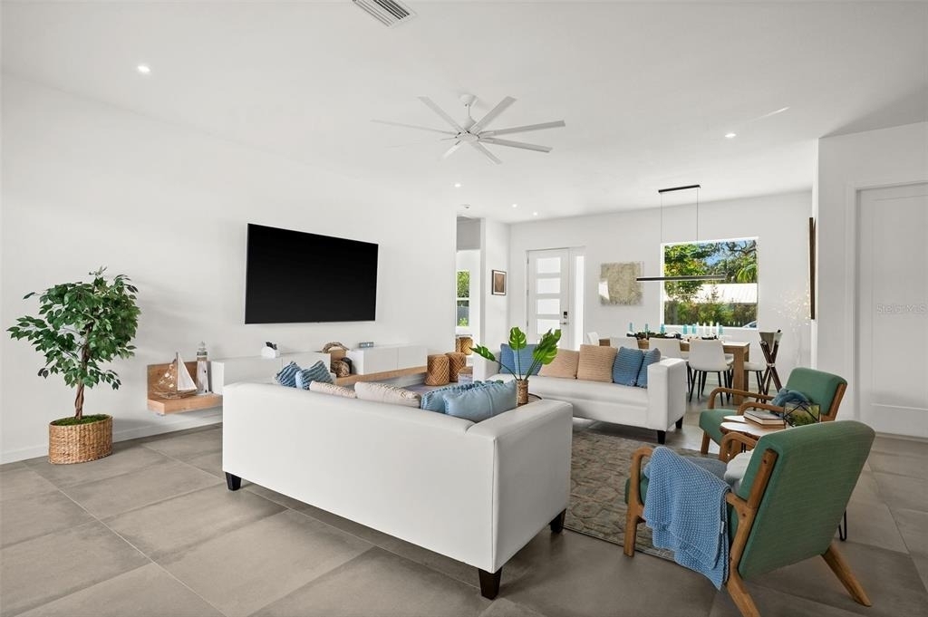 2365 Waldemere Street - Photo 8