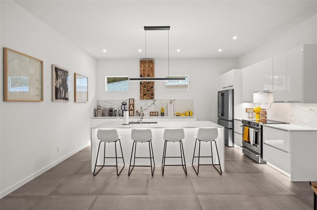 2375 Waldemere Street - Photo 9