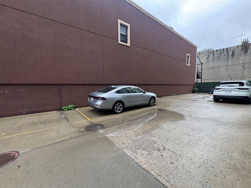 482 Seneca Avenue - Photo 18
