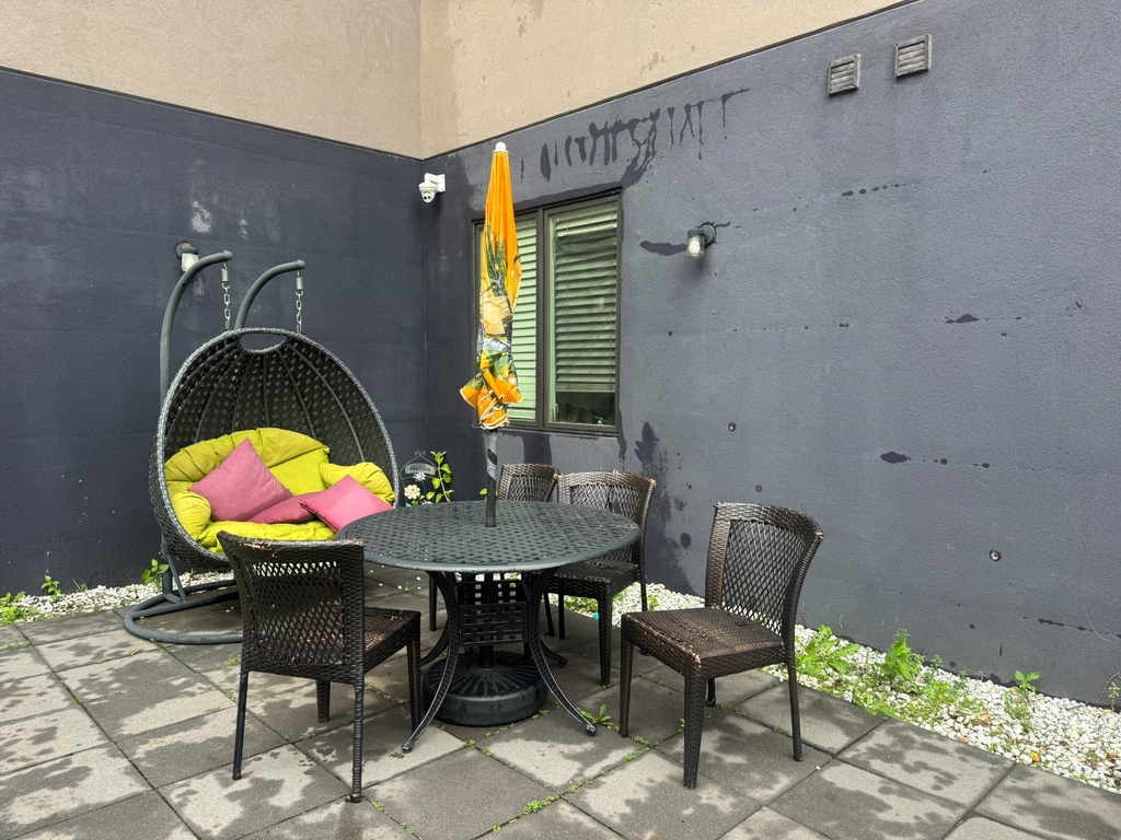 482 Seneca Avenue - Photo 14