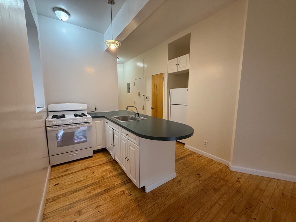 309 West 111th Street - Photo 3