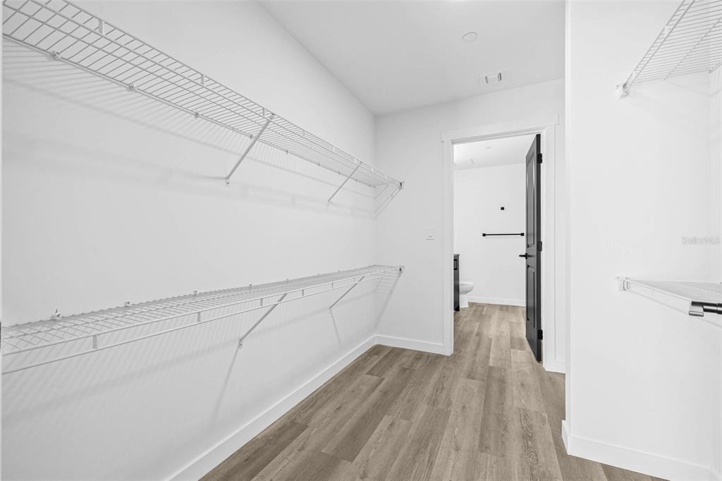 221 Main Street N - Photo 10