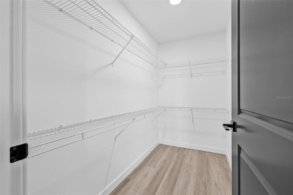 221 Main Street N - Photo 9