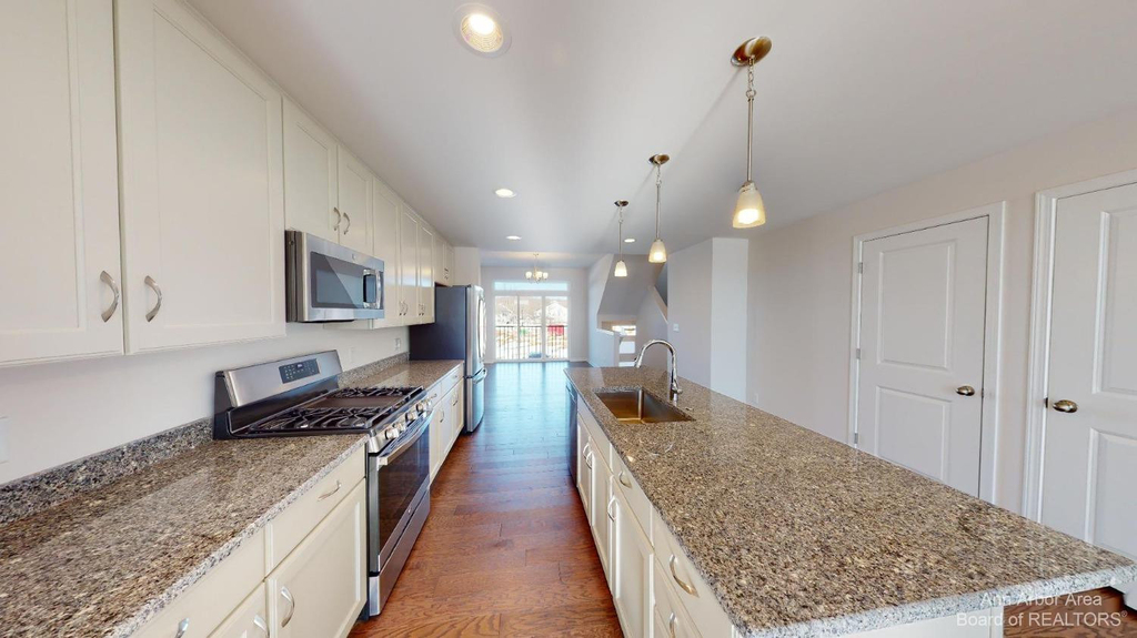 2719 Bristol Ridge Drive - Photo 2