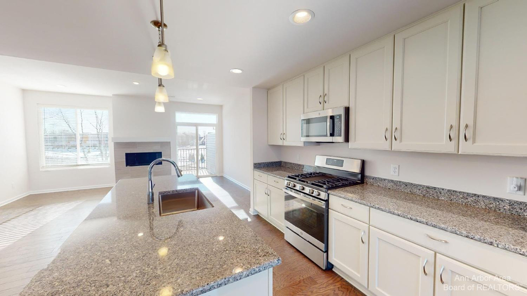 2719 Bristol Ridge Drive - Photo 1