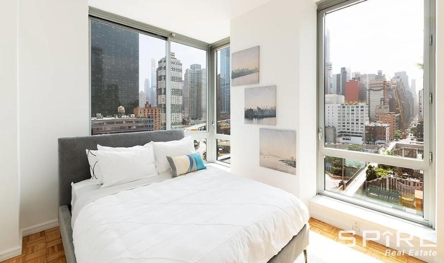 West 37th Street - Photo 1