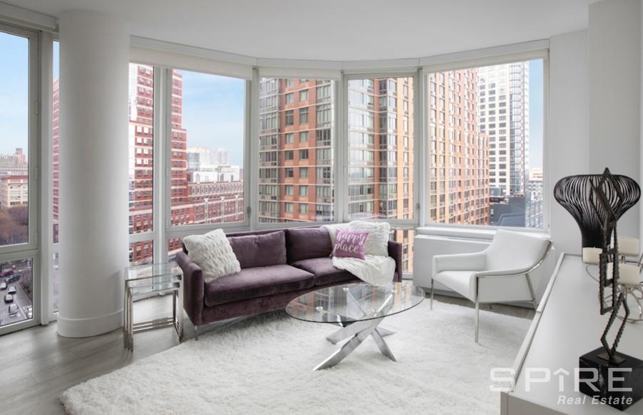 Fleet Place - Photo 1