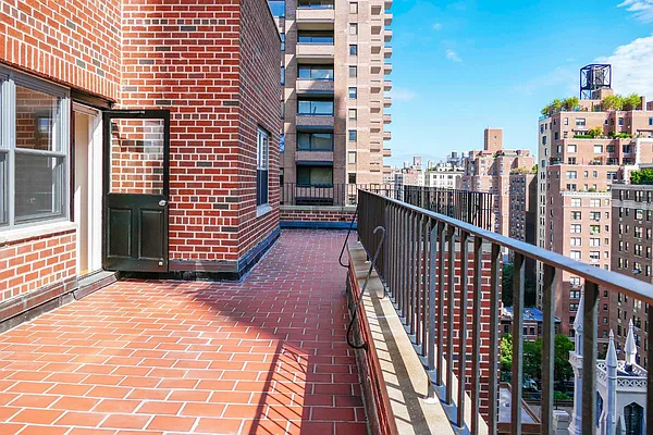 Madison Avenue and 89th street - Photo 1