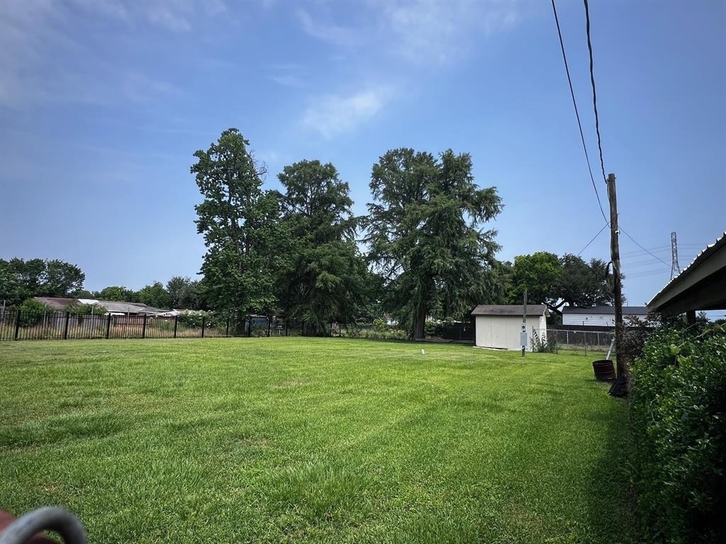 3405 King Street - Photo 2